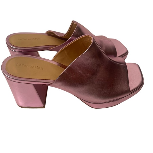 Reformation Shoes - Reformation Pink Metallic Open Toe Chunky Heel Retro Shoe Size 7